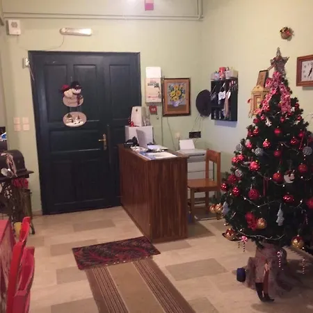 Areti Inn *